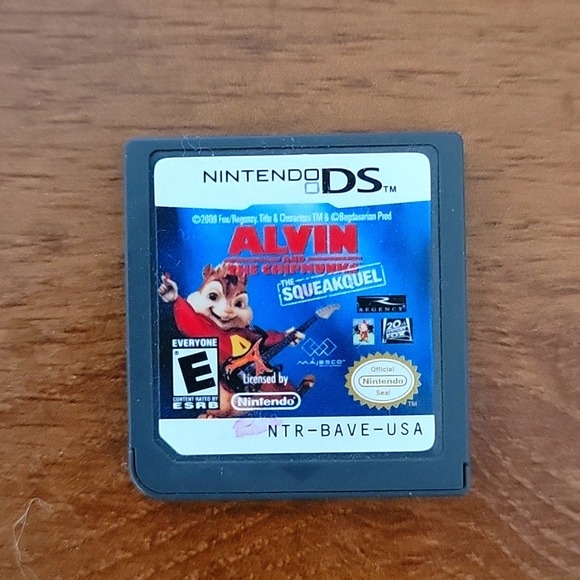 Alvin & the Chipmunks The Squeakquel Nintendo DS game - Picture 1 of 2